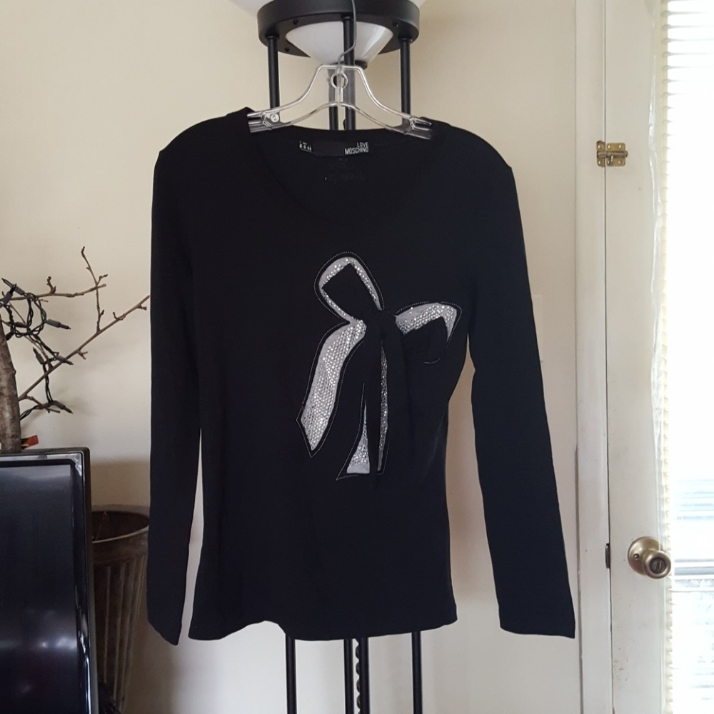 Love Moschino top with sequined bow